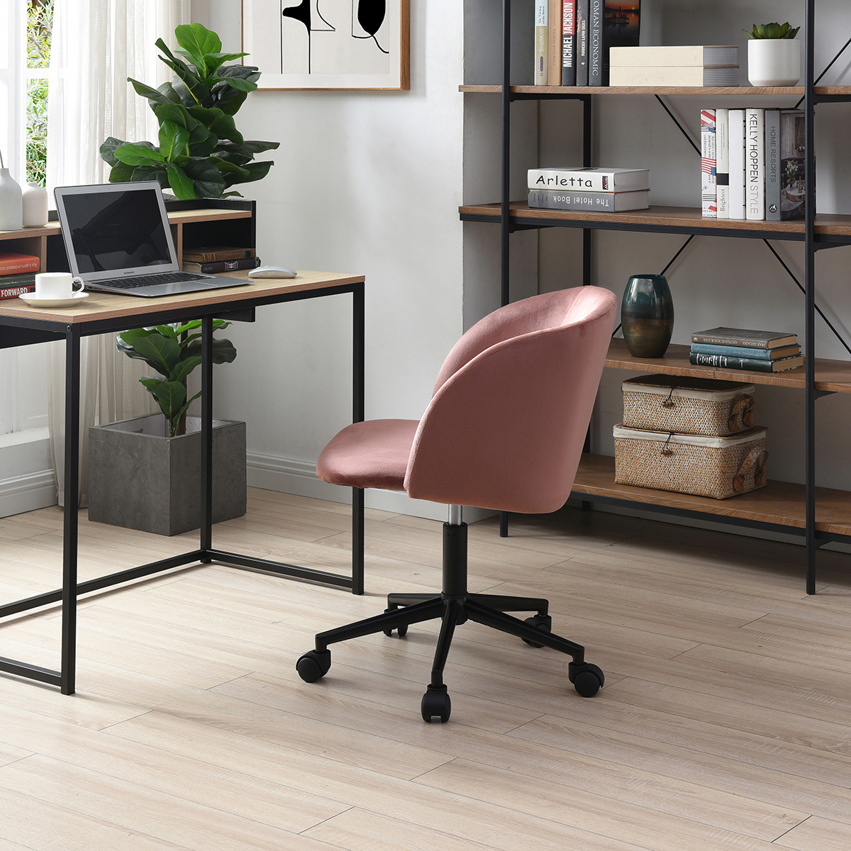 Silla de Oficina Giratoria en Terciopelo Rosa con Altura Ajustable y Asiento Acolchado