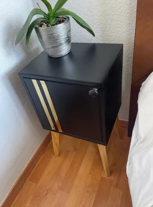 Buro Mueble recamara Minimalista Ensamblado Negro Con Dorado luz Led.
