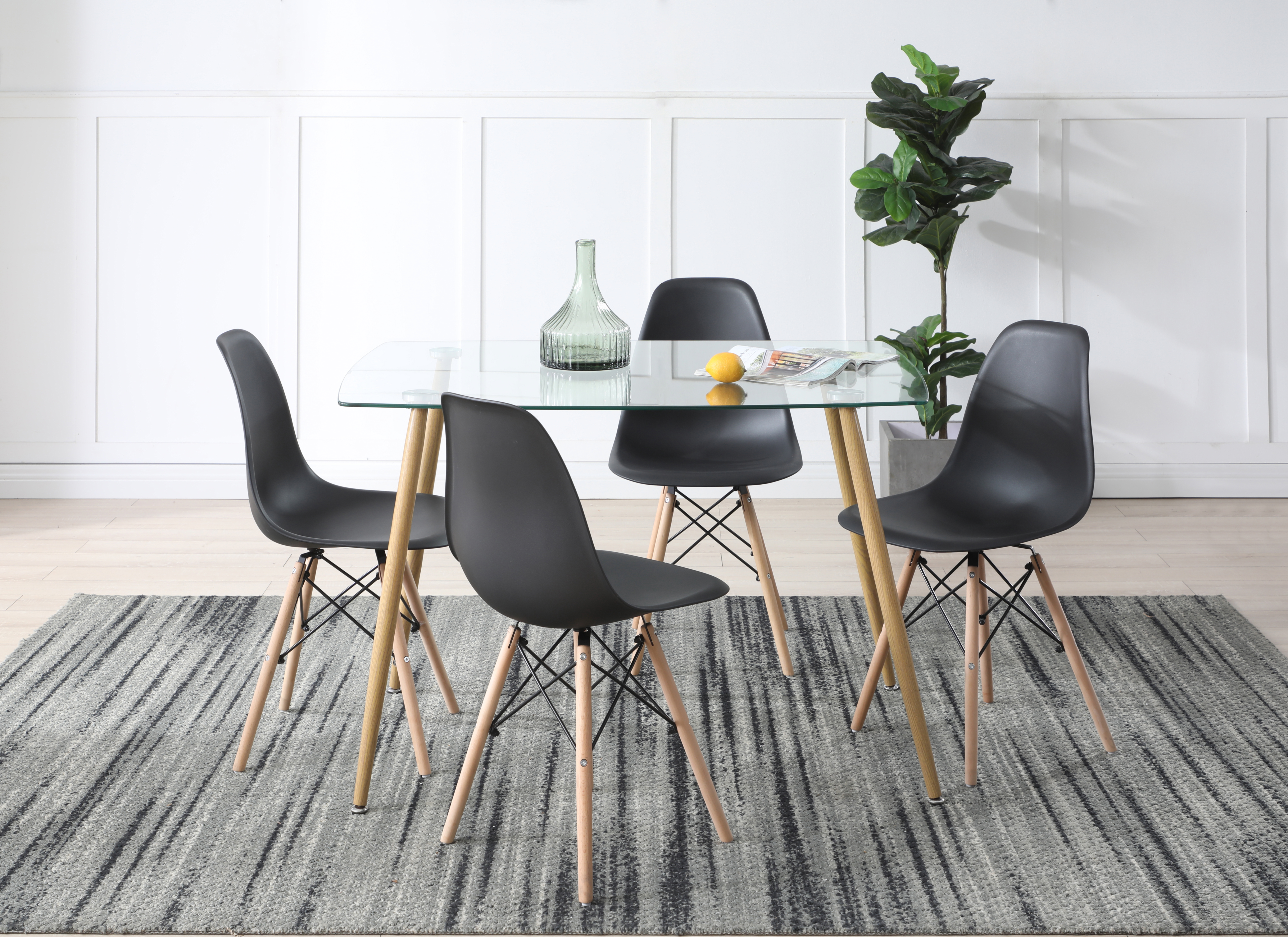Silla de Comedor Negra con Patas de Madera de Haya y Soporte de Metal 