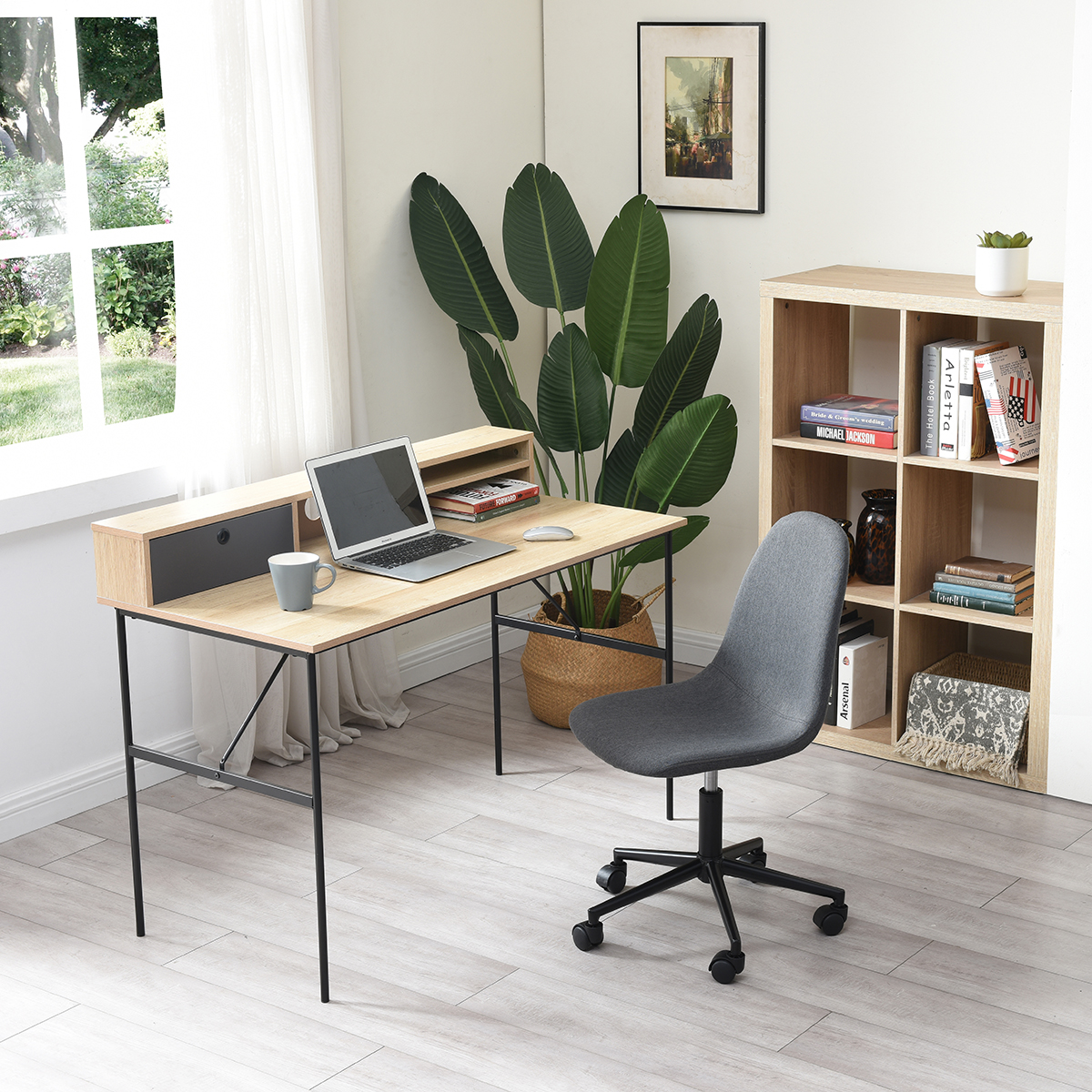 Silla de Oficina Giratoria Gris con Altura Ajustable y Asiento Acolchado en Tela de Lino