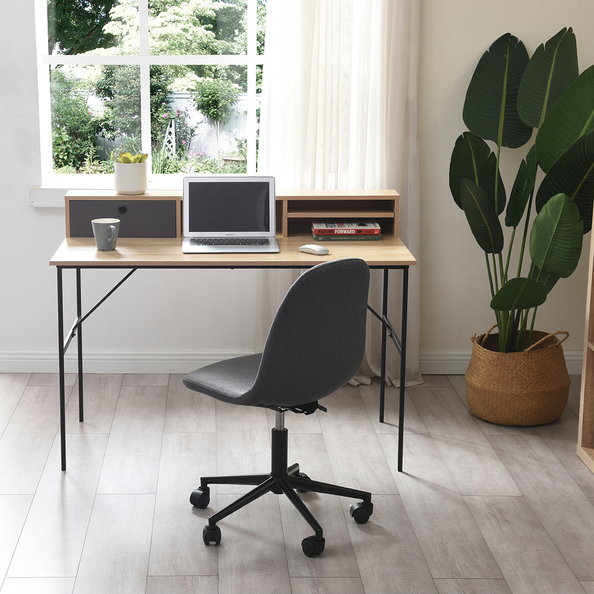 Silla de Oficina Giratoria Gris con Altura Ajustable y Asiento Acolchado en Tela de Lino