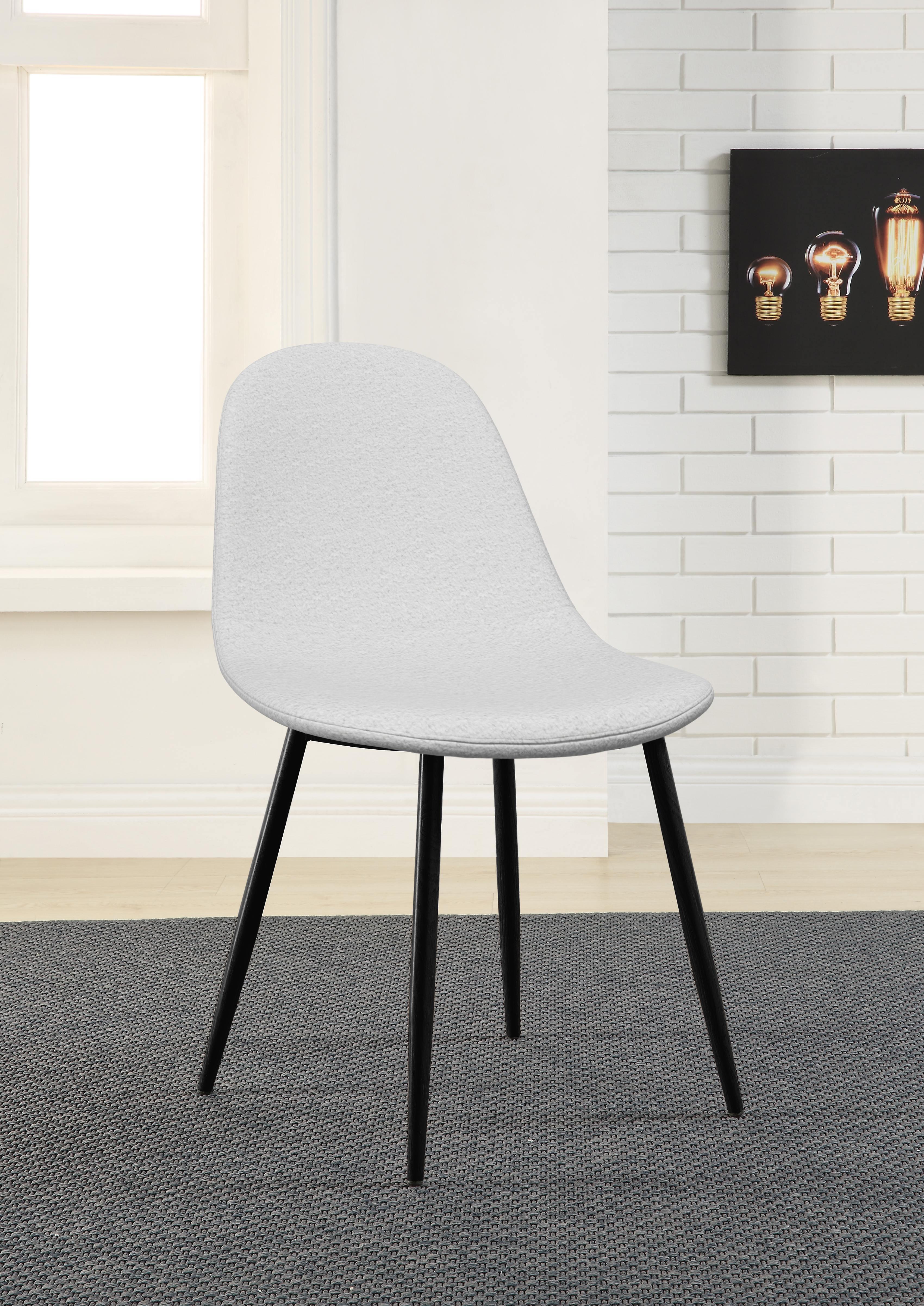 Silla de Comedor Blanca con Asiento y Respaldo en Tela Bouclé. Estructura de Metal y Patas Negras