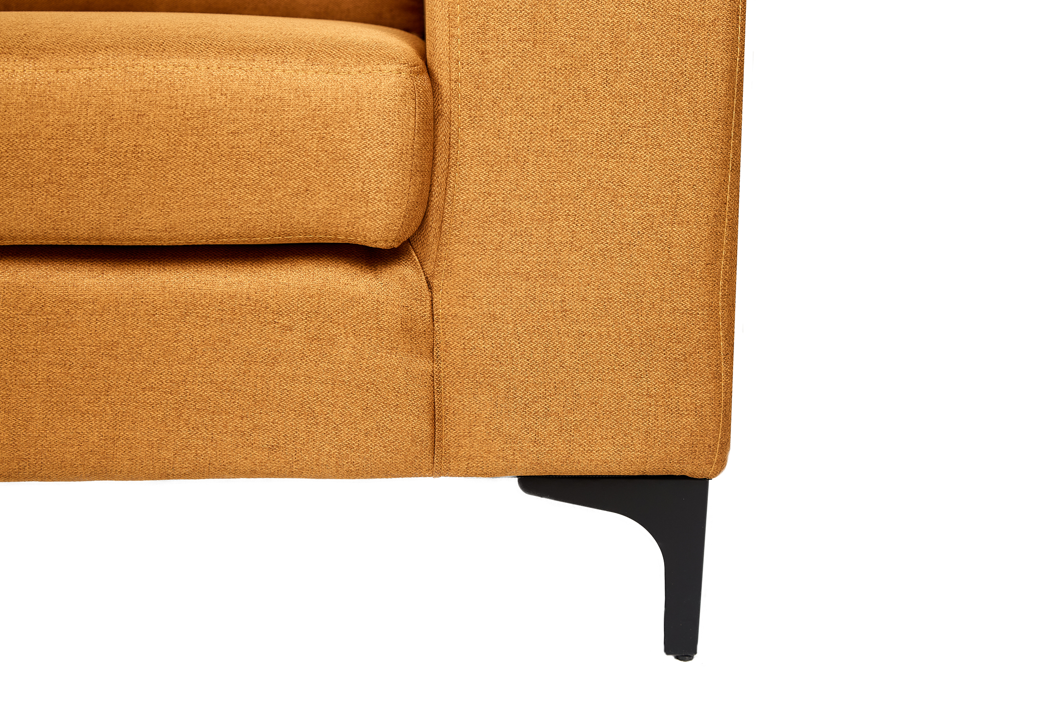 Sillón Individual con Tapizado Color Mostaza. Estructura de Madera Sólida y Patas de Acero 