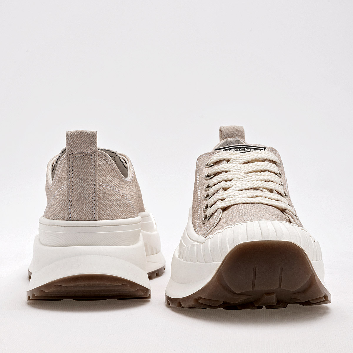 Tenis Chunky Para Mujer BEEN CLASS 129665 Beige E9