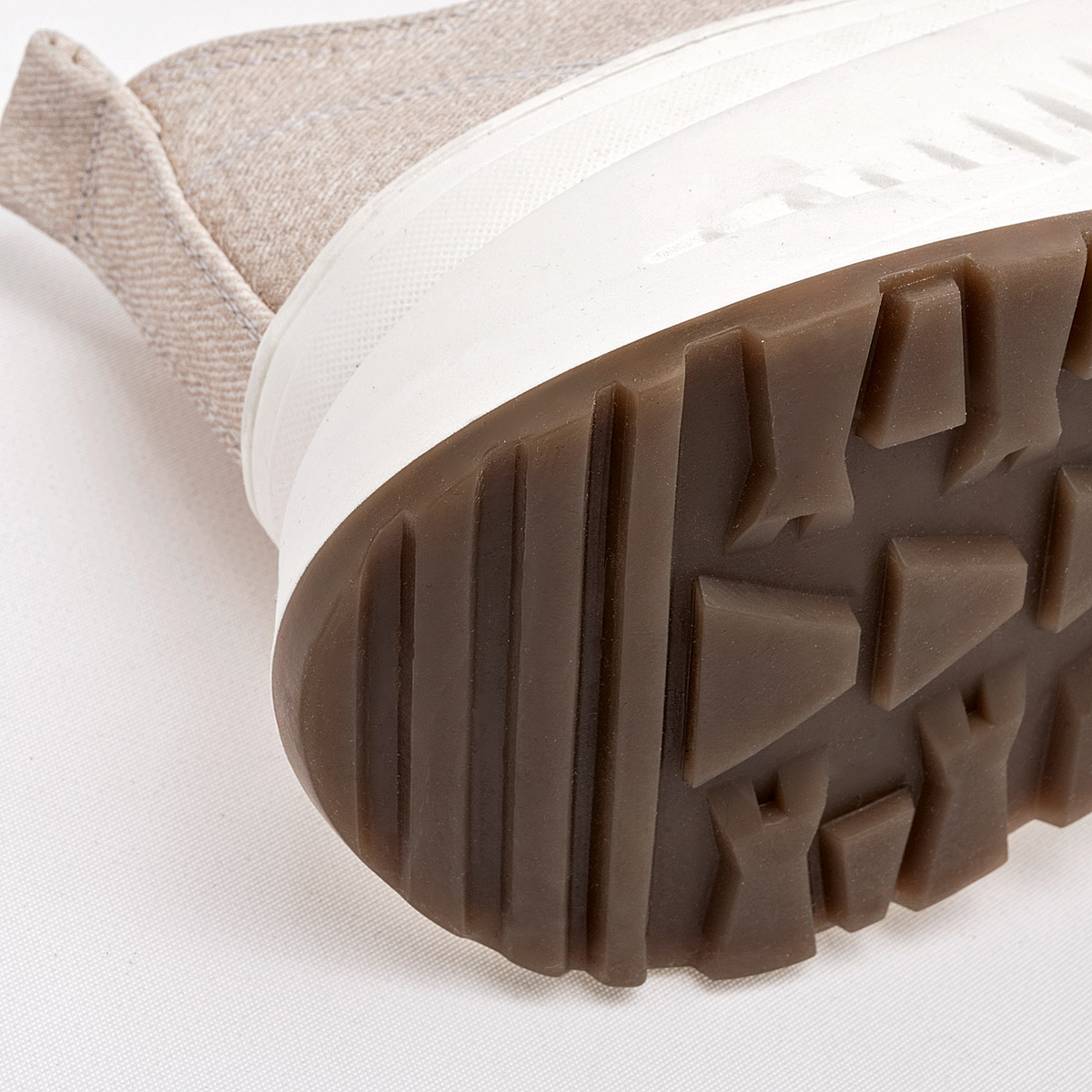 Tenis Chunky Para Mujer BEEN CLASS 129665 Beige E9