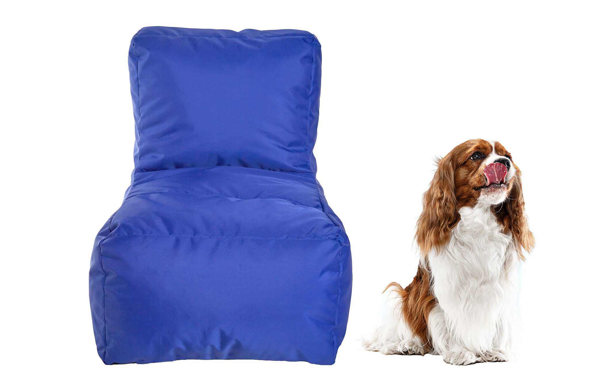 Puff Infantil para Interior y Exterior. Funda de Tela Poliéster Azul Rey Impermeable y Relleno de Microperlas de Poliestireno