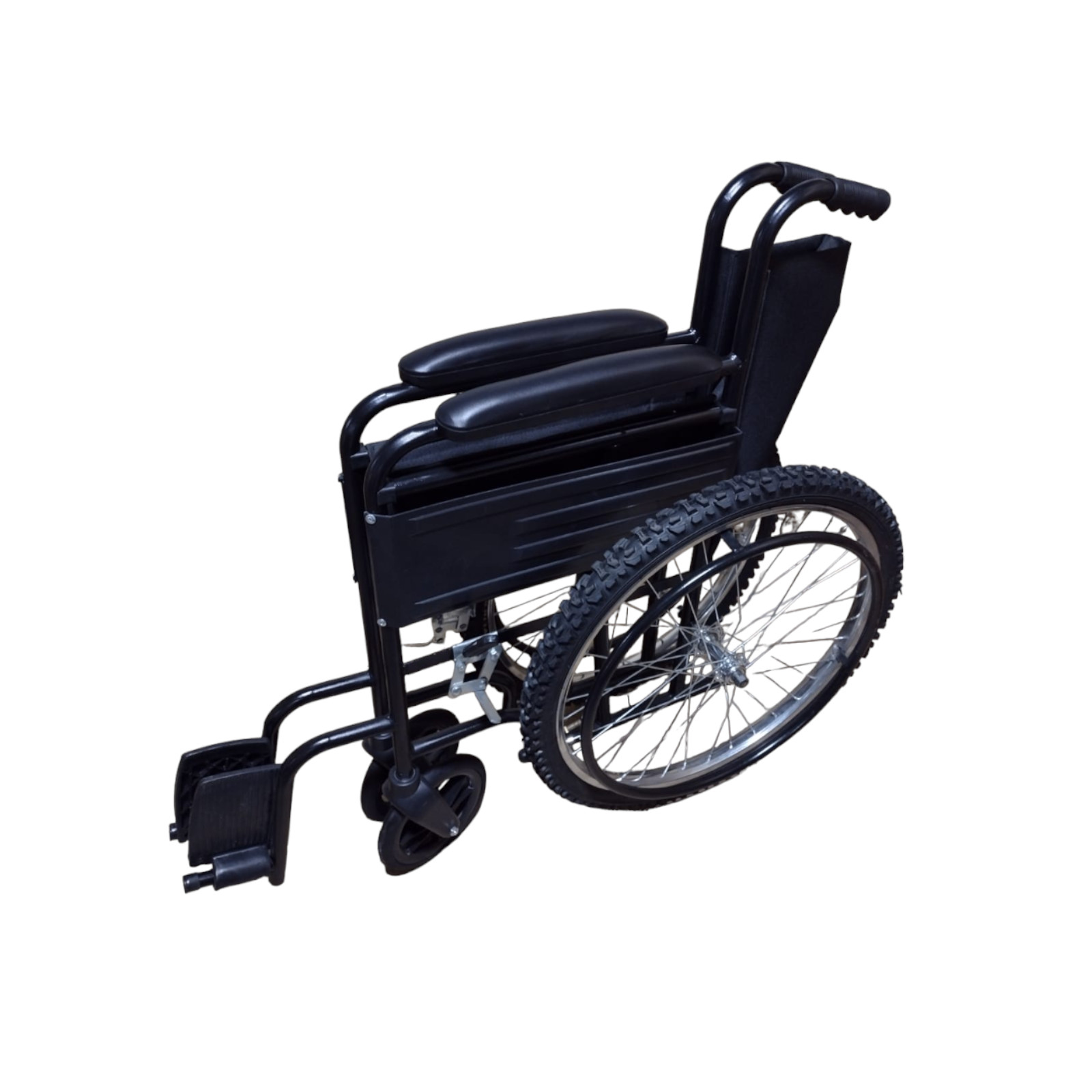 Silla De Ruedas Economica Todo Terreno Plegable Vida Digna -Adulto Color Negro.