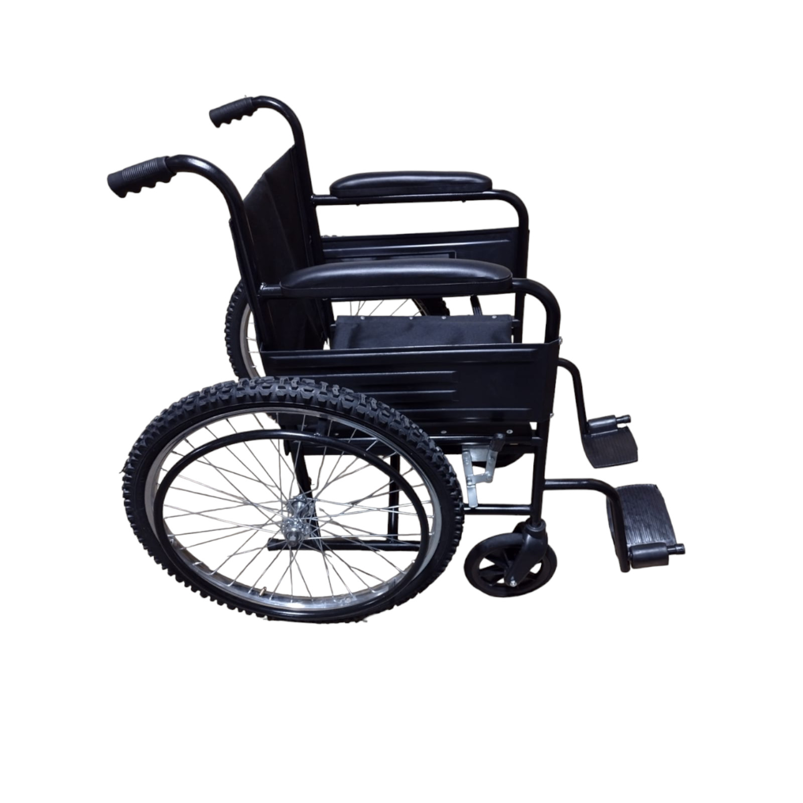 Silla De Ruedas Economica Todo Terreno Plegable Vida Digna -Adulto Color Negro.
