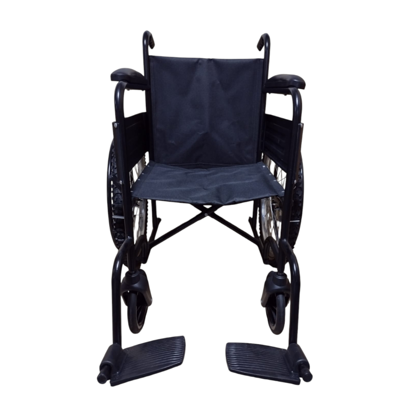 Silla De Ruedas Economica Todo Terreno Plegable Vida Digna -Adulto Color Negro.