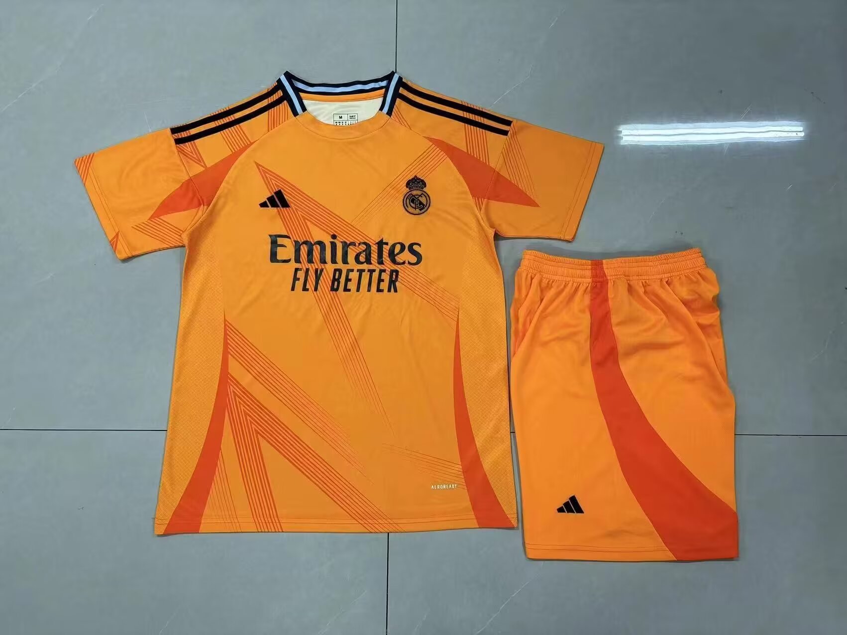 Nuevo! Jersey Real Madrid 2024/2025 Visita Naranja Niño Youth Champions Talla 10-13 años