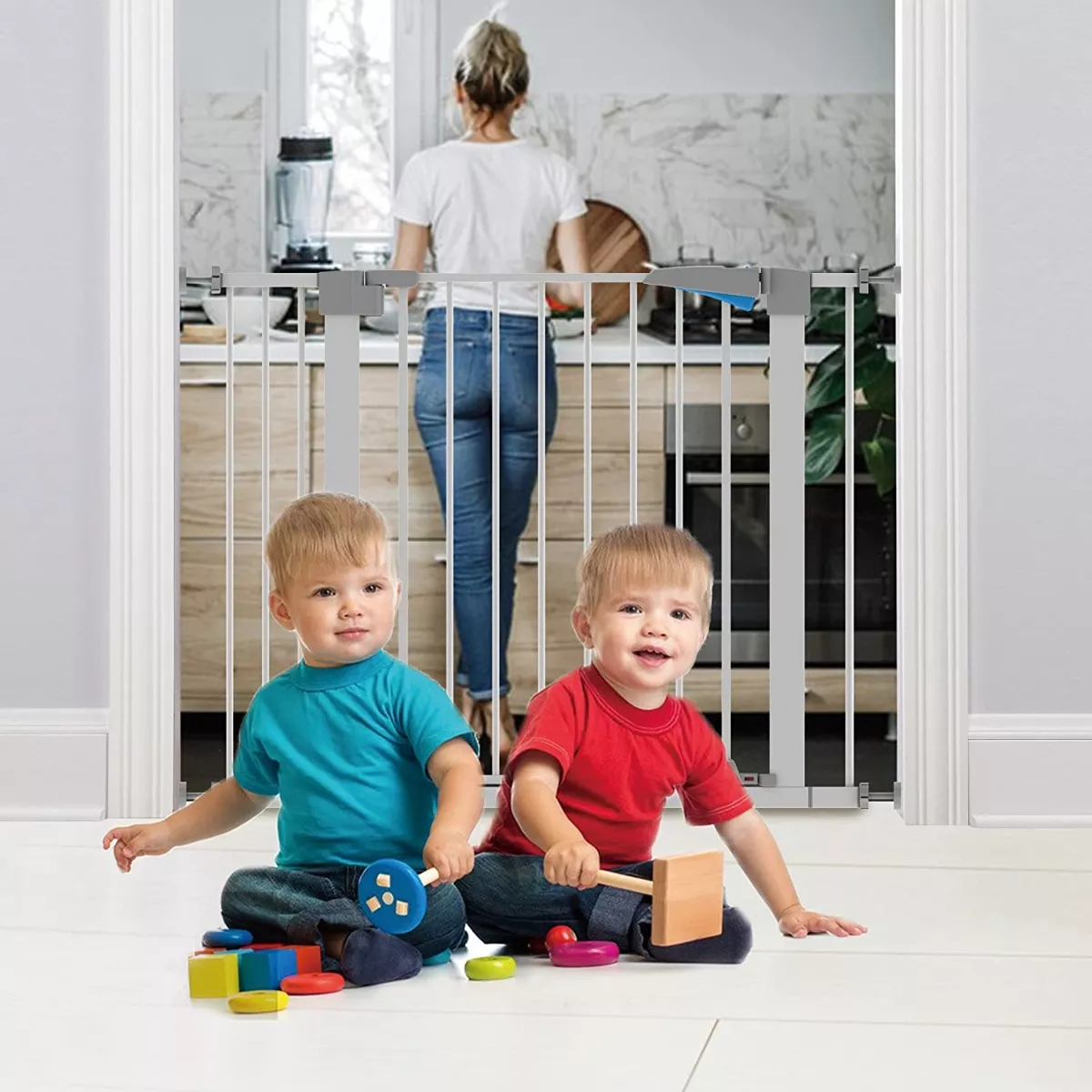 Puerta Seguridad Interior Expandible Reja Para Bebe Mascota Color Blanco