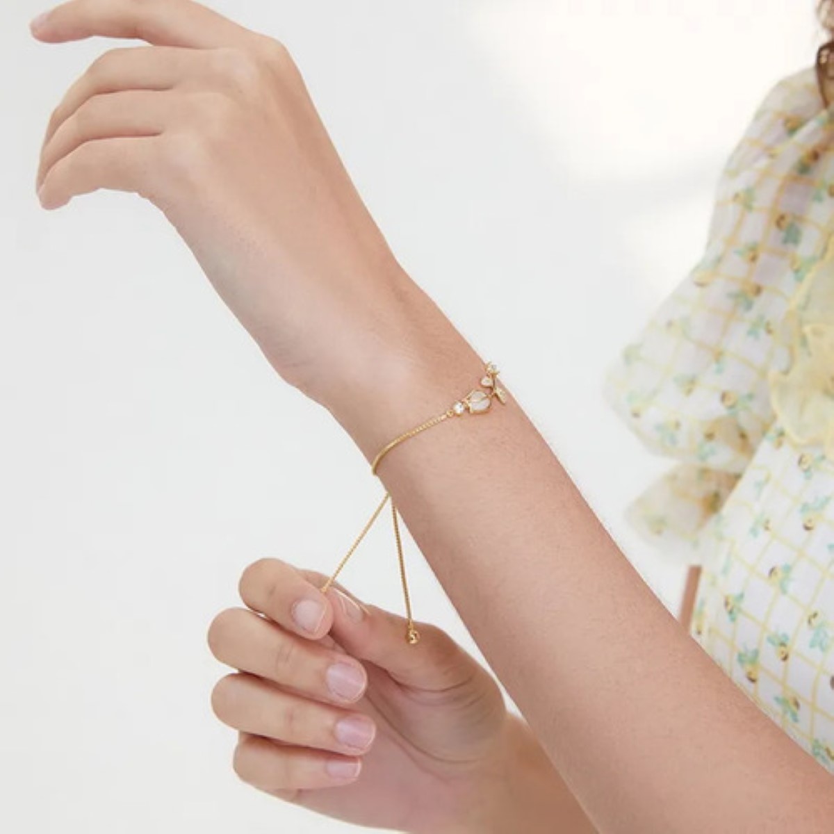 2pz Pulsera Para Dama Hermoso Tulipán Sofisticado Y Elegante color Oro