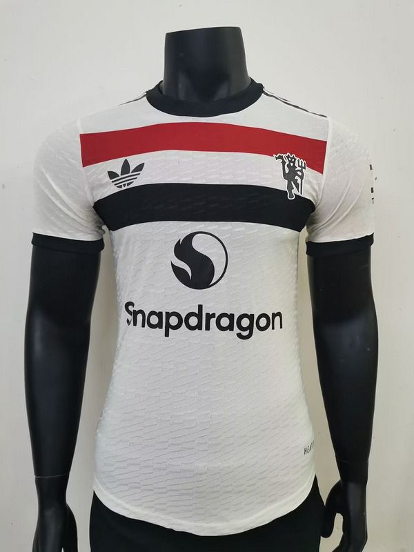Nuevo! Jersey Manchester United 2024/2025 Tercero Blanco Europa League Casemiro 18 Talla L