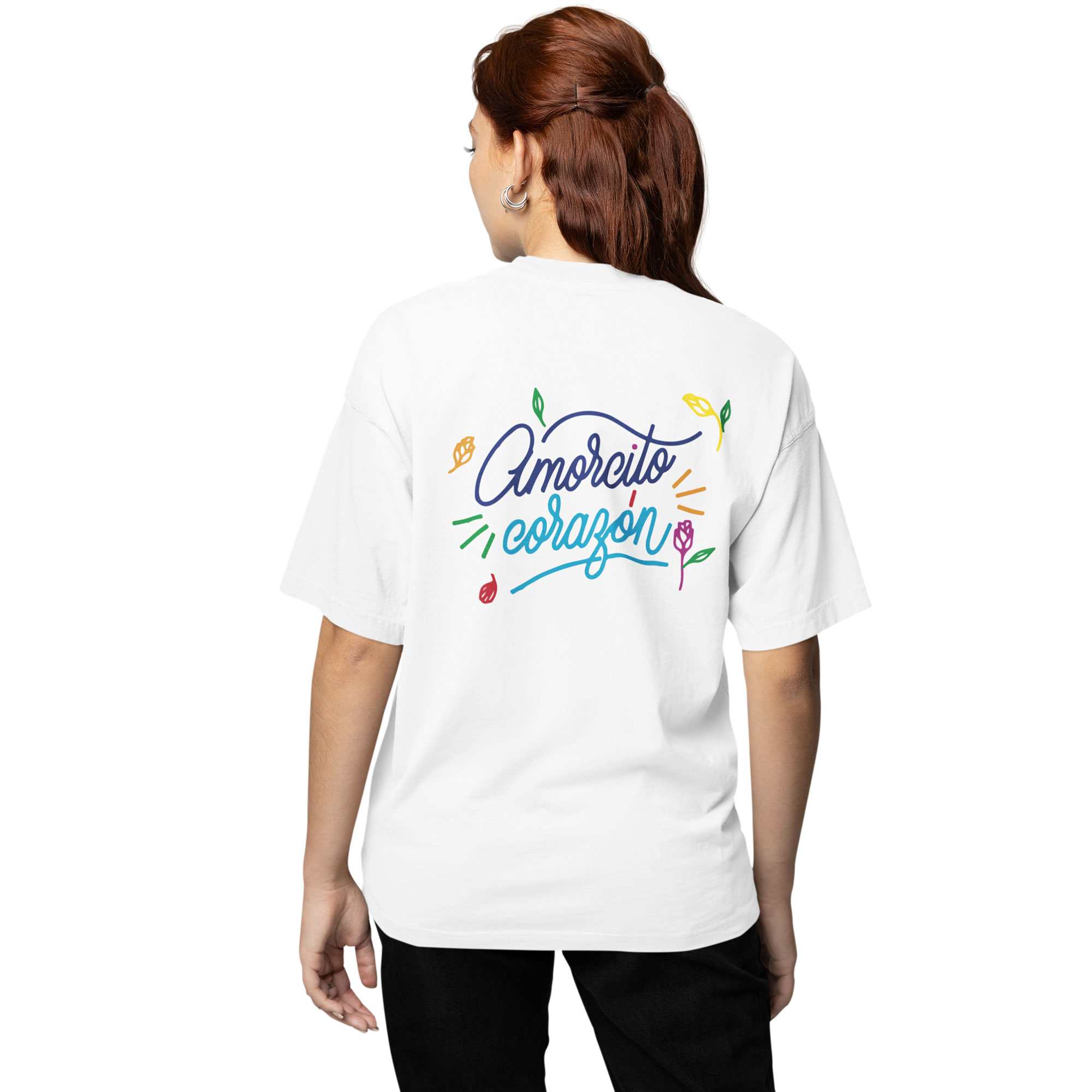 Playera Oversize de Manga Corta Unisex con Diseño de Corazon Flores Blanca Cómoda y de Alta Calidad
