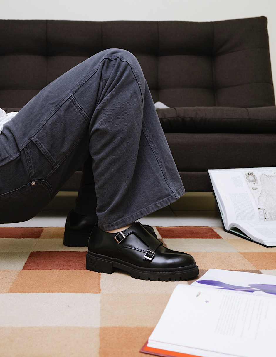 Zapato Monkstrap de Piel Vacuno Negro con Doble Hebilla Para Hombre Dasalo