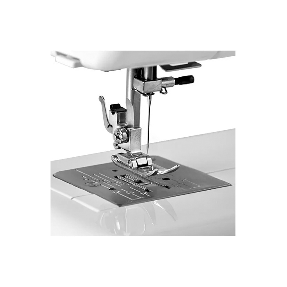 Máquina De Coser Janome 2212