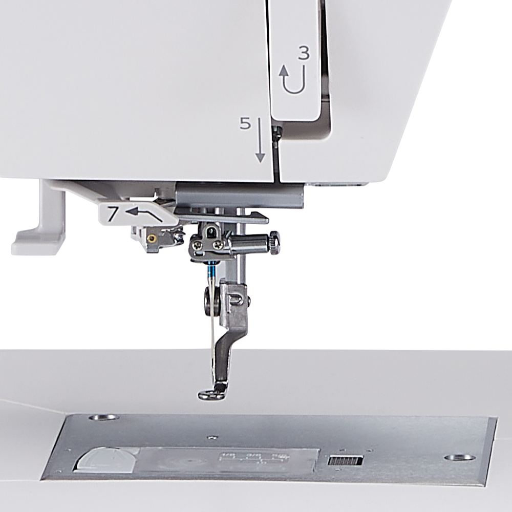 Máquina Bordadora Familiar Janome Memory Craft MC550E-LE