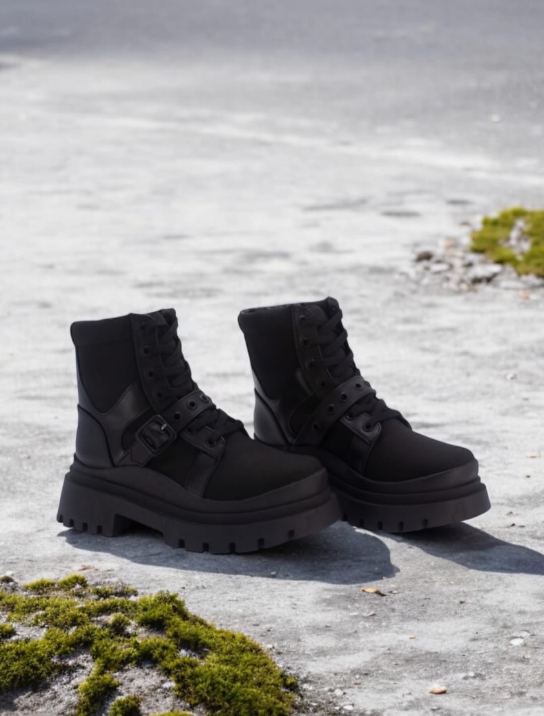 Bota de mujer,  Bota de moda, Bota casual, Bots comoda, Botas negras