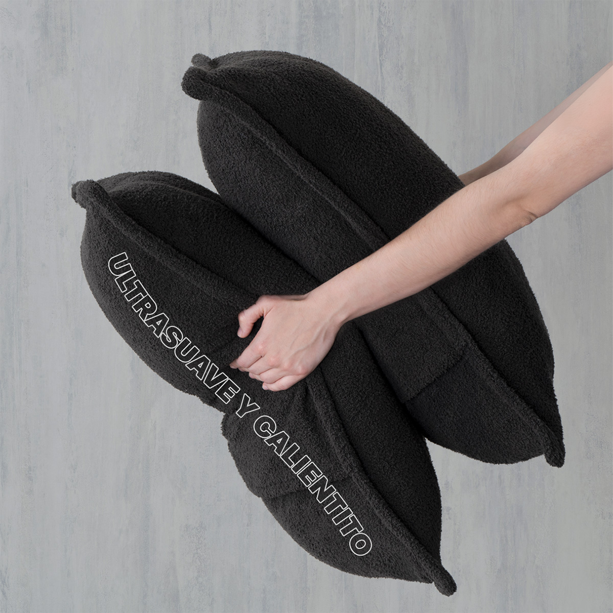 Cobertor Aborregado Edredón Afelpado Invernal Matrimonial + Fundas – Negro REAL TEXTIL