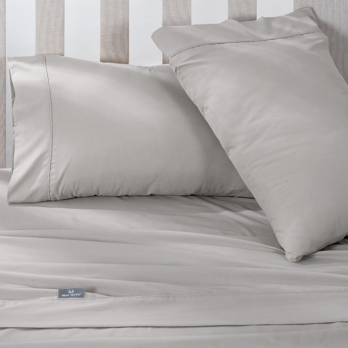 Juego de Sábanas Microfibra Queen Size Beige REAL TEXTIL.