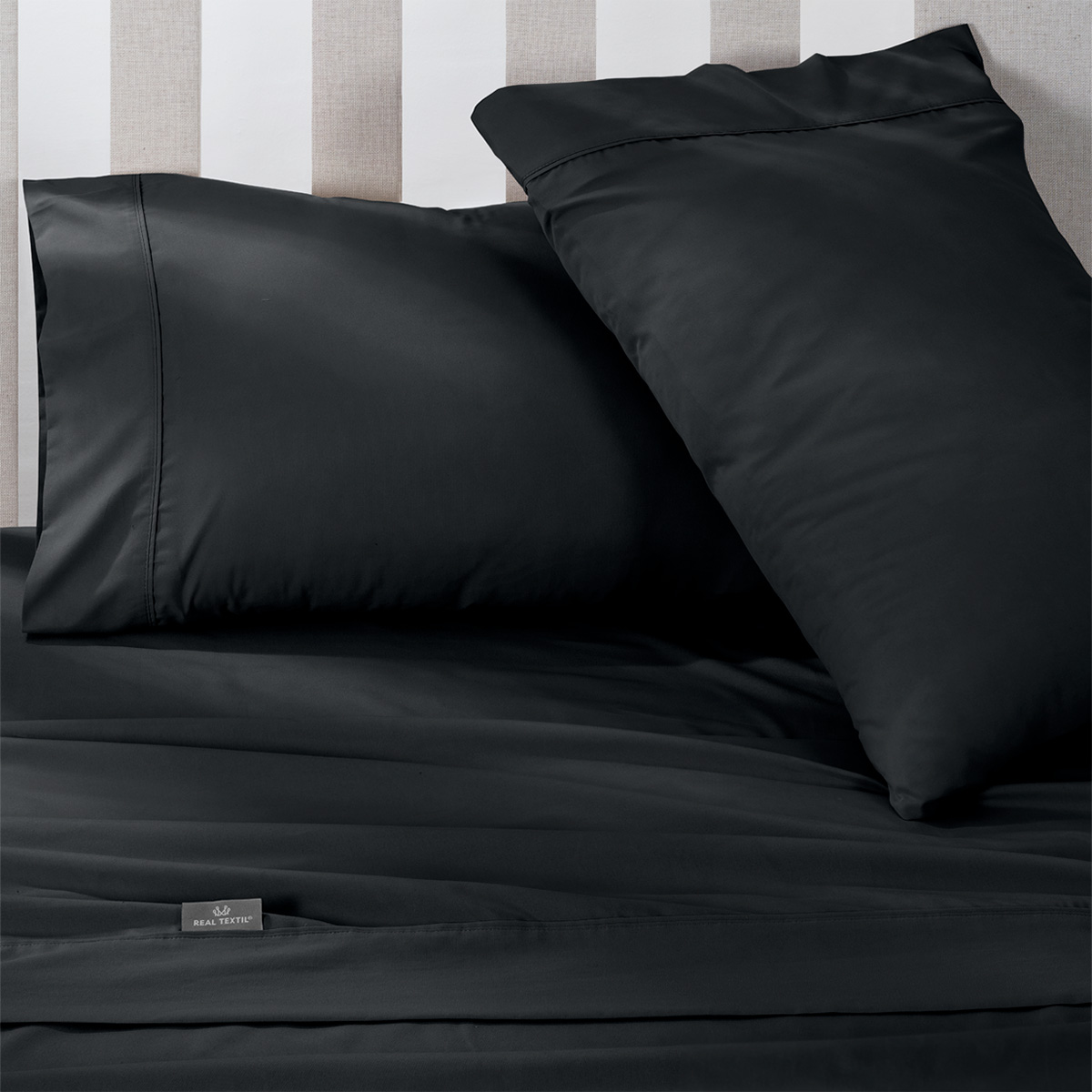 Juego de Sábanas Microfibra Queen Size Negro REAL TEXTIL.