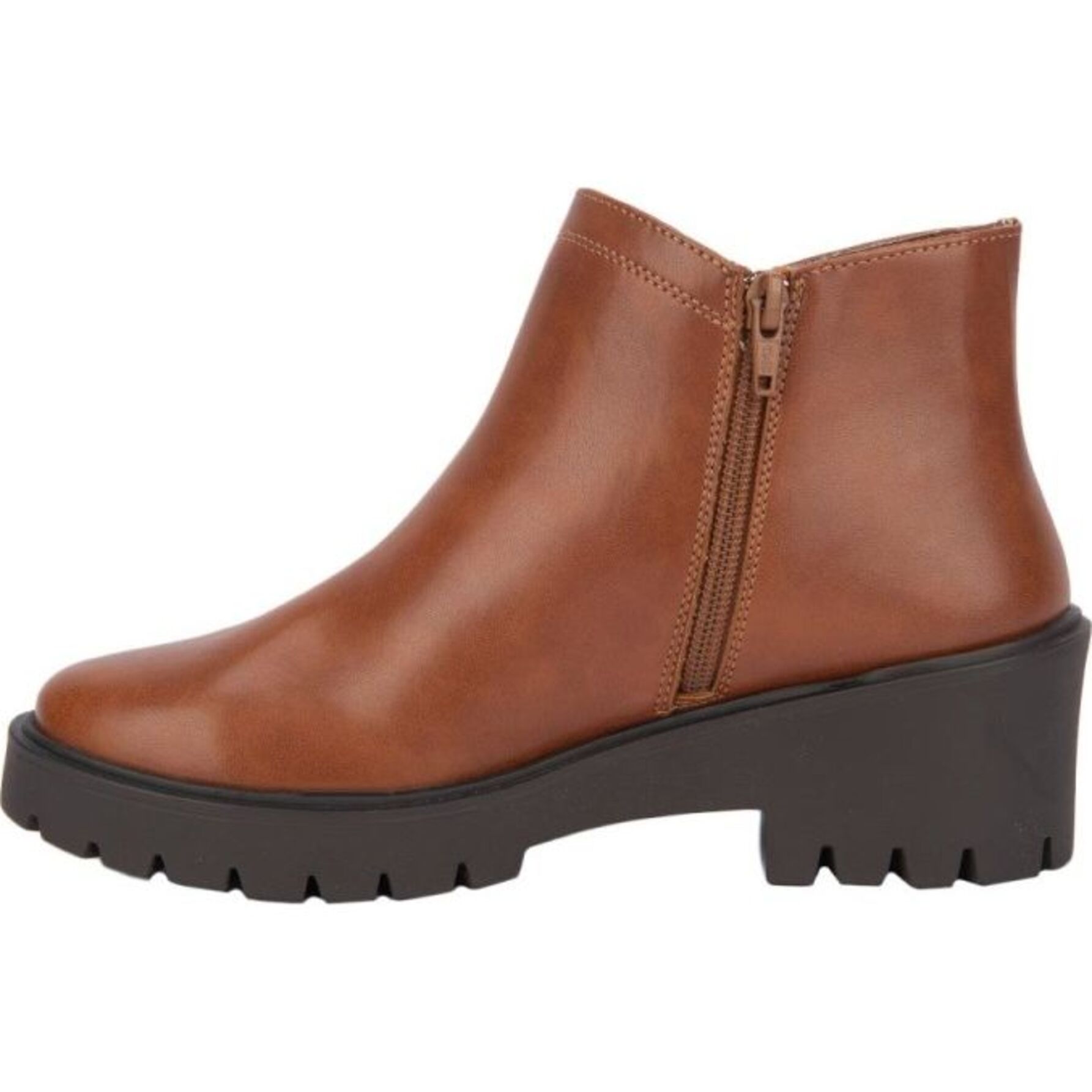 Botín para mujer, con acabado napa y suela track, color cognac, marca Tierra Bendita 1179267