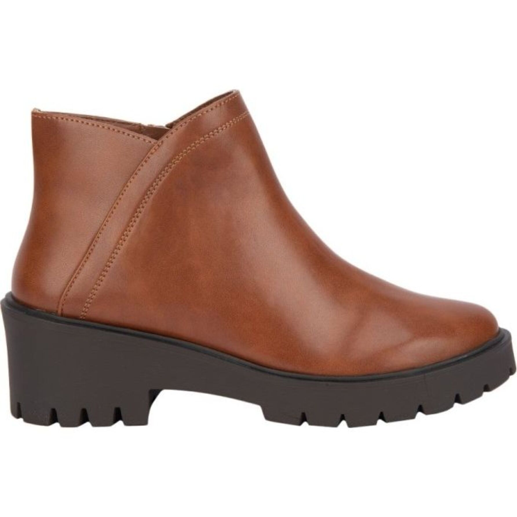 Botín para mujer, con acabado napa y suela track, color cognac, marca Tierra Bendita 1179267