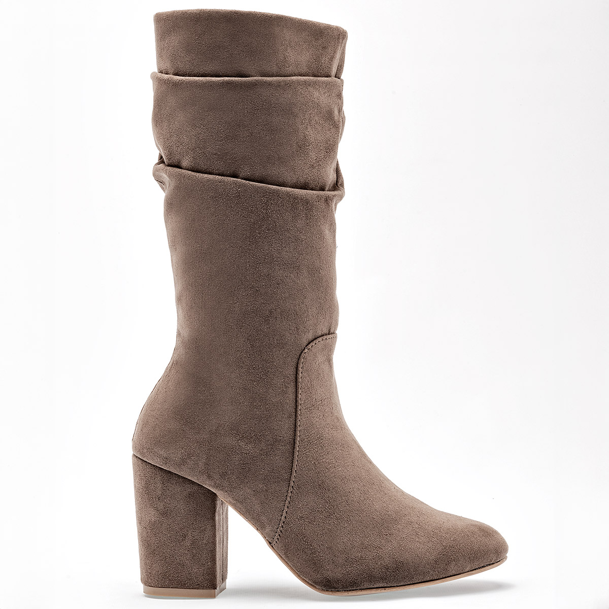Catalina Bota Larga Mujer En Gamuza Tacon Cuadro 8cm Tubo 26 cm Color Cafe E9