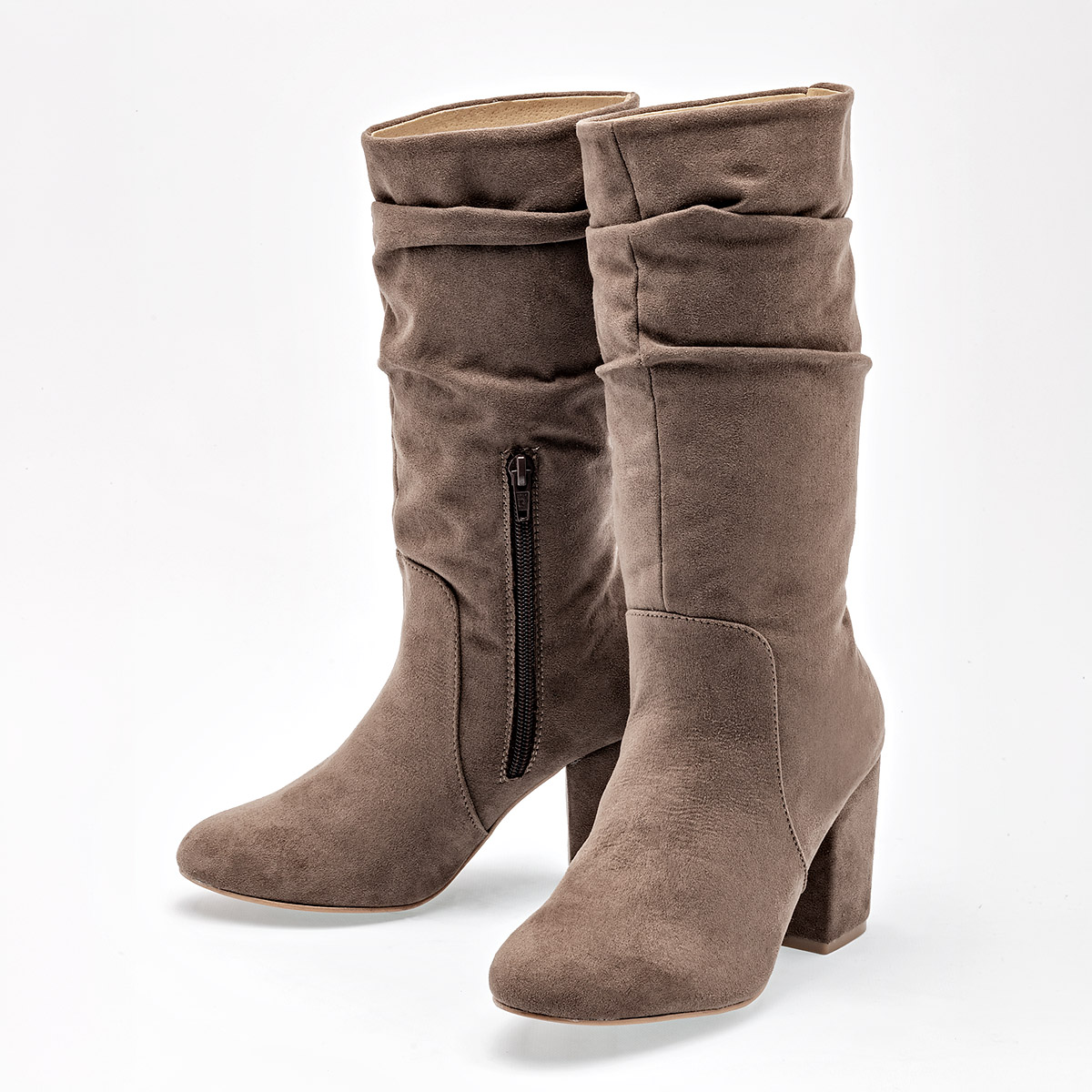 Catalina Bota Larga Mujer En Gamuza Tacon Cuadro 8cm Tubo 26 cm Color Cafe E9