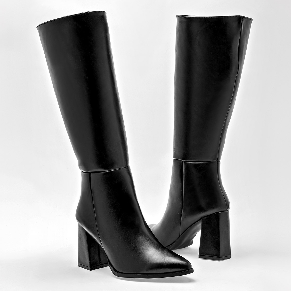 Kiut Bota Larga Mujer Tacon Aguja 9cm Tubo 38cm Color Negro E9