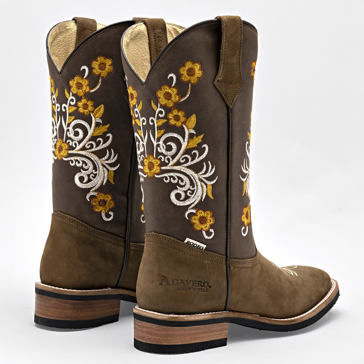 Arco Bota Vaquera Mujer En Piel Tacon Cuadrado  4cm Tubo 25cm Color Cafe E9