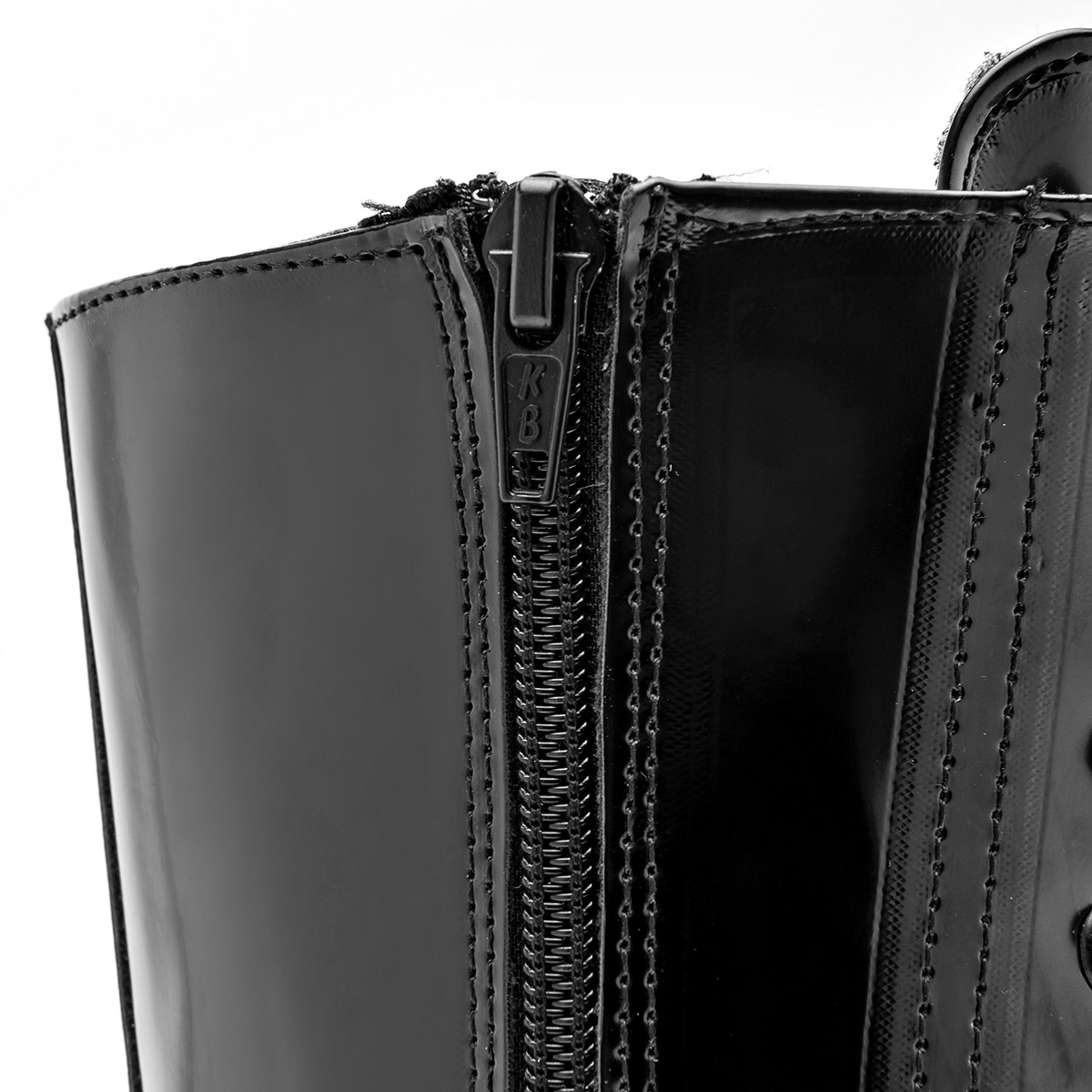 Mutante Bota Larga Urbana Mujer en Charol Tubo 31 cm Color Negro E9