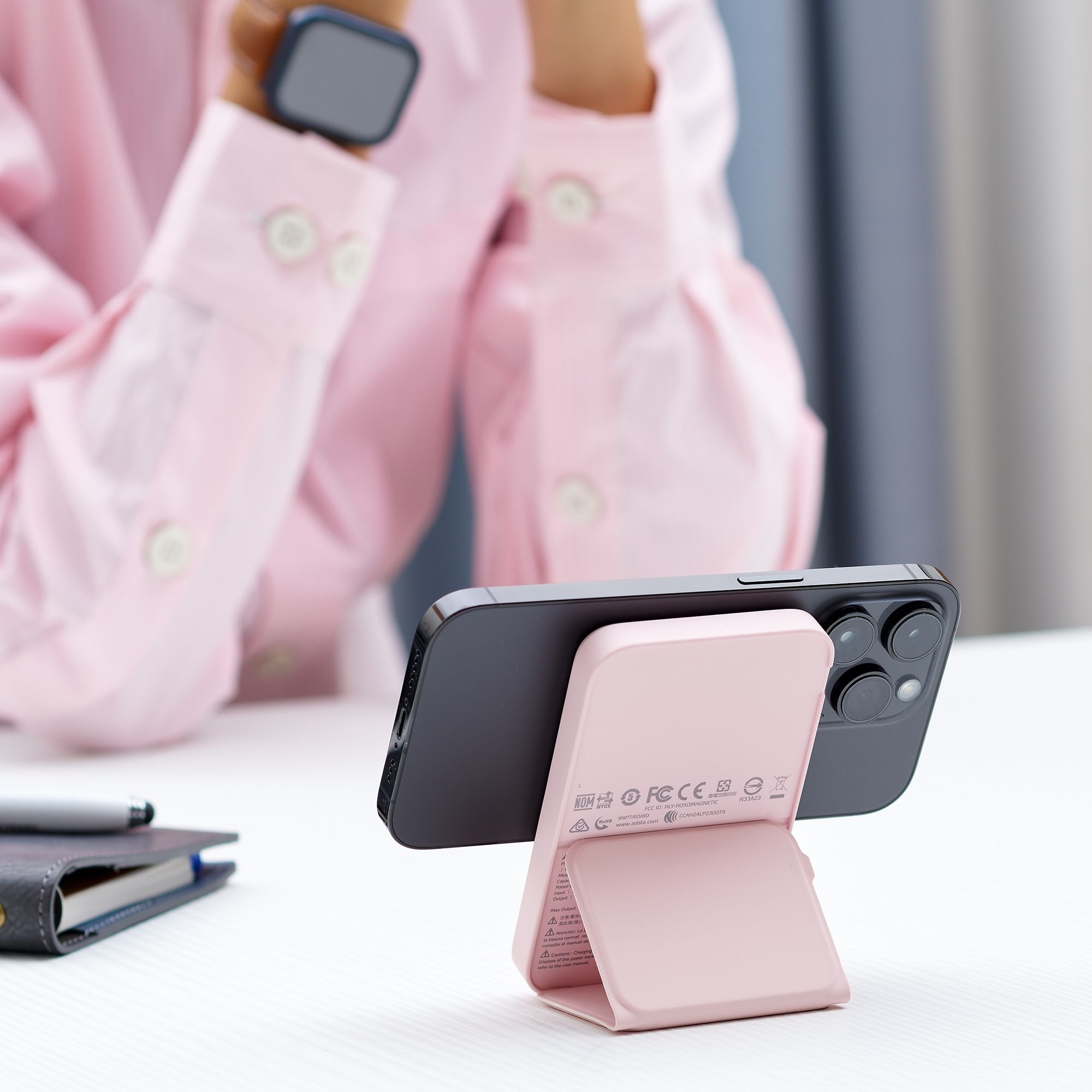 Batería Portátil Adata R050 de 5,000 mAh, Inalámbrica, USB-C, Negro