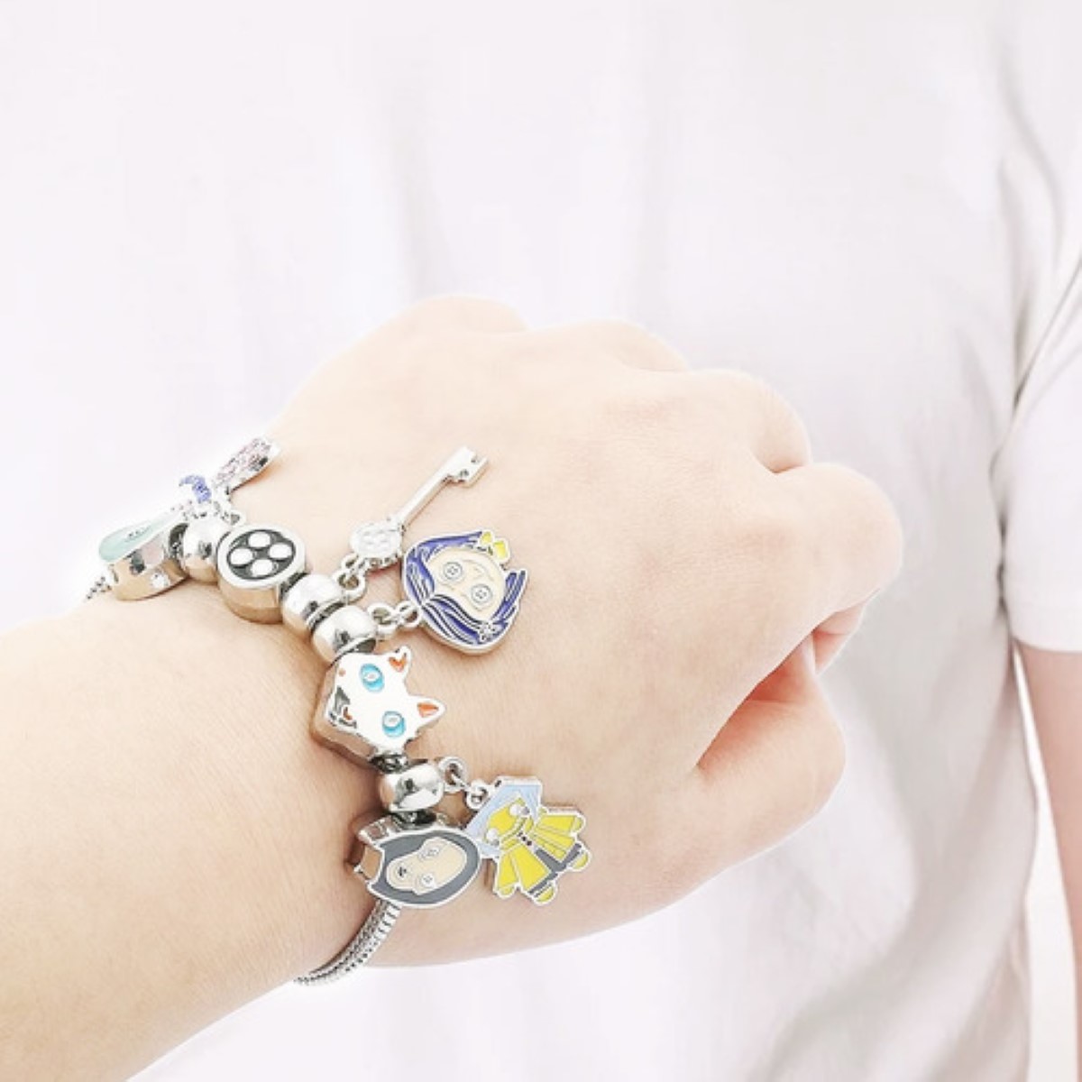 Pulsera Plateada Muñeca Coraline Libelula Gato Llave Boton plata