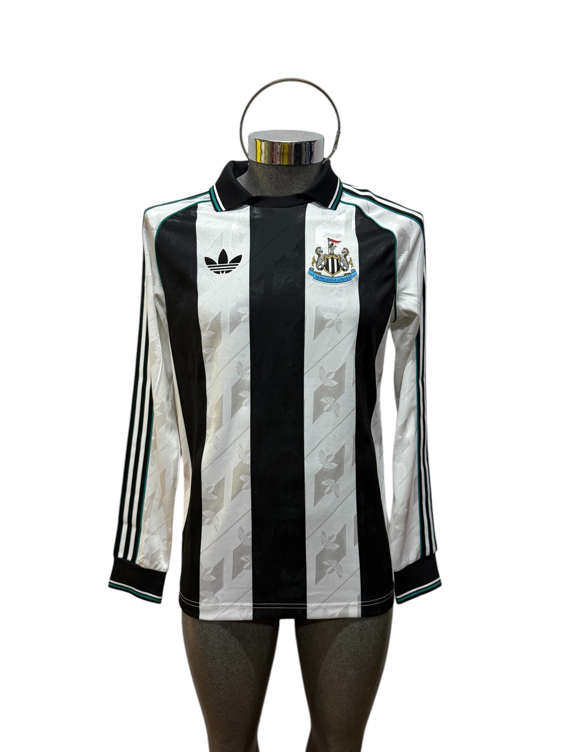Jersey original Adidas NewcasTLe United Lifestyler manga larga IX5156