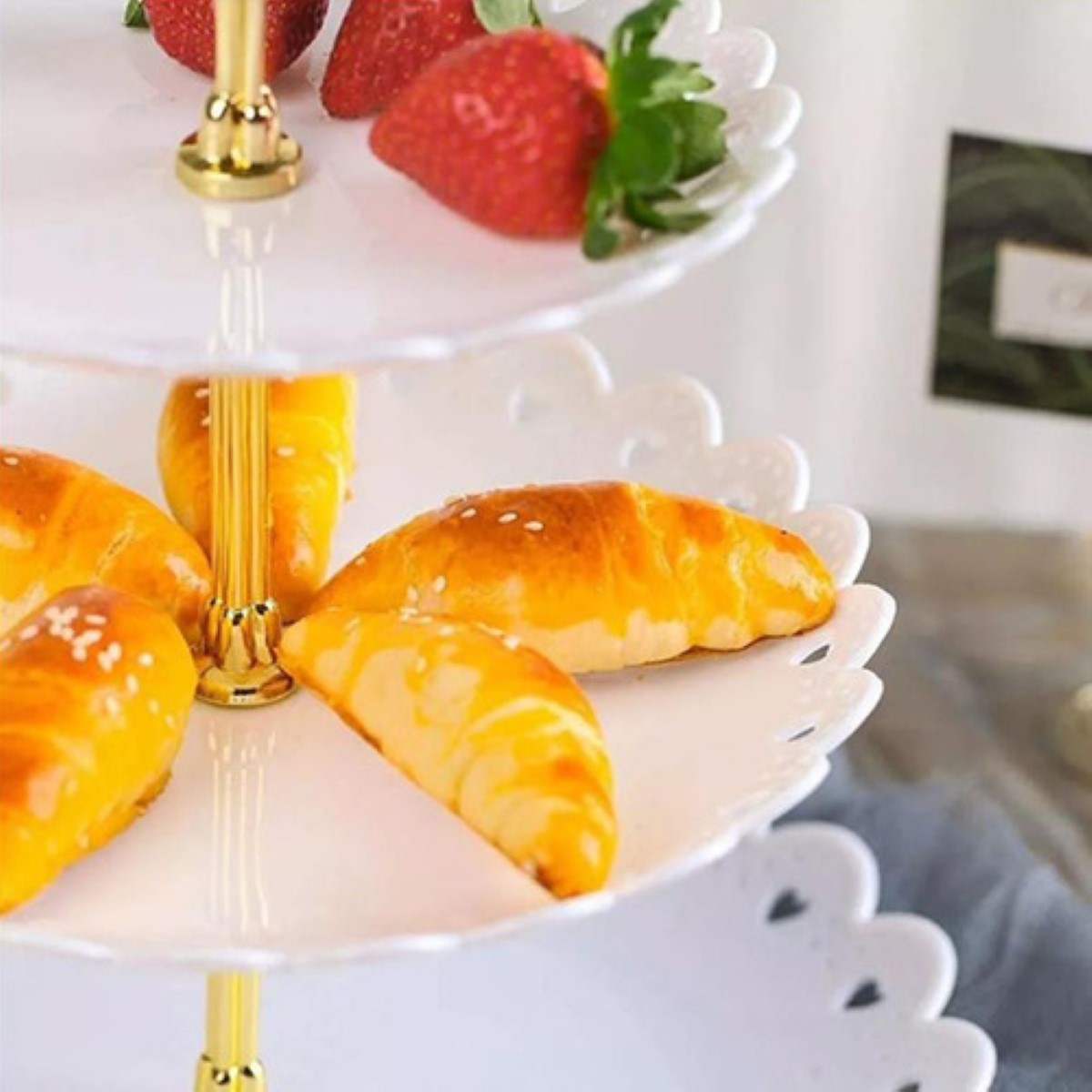 Exhibidor 3 Niveles Soporte Base Para Cupcakes Y Postres blanco