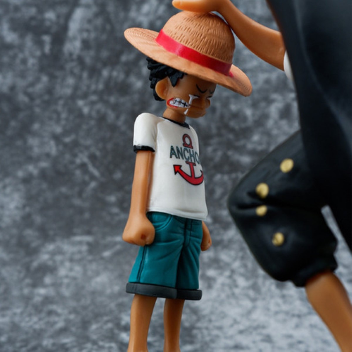 Figura One Piece Luffy Y Shanks Anime Juguetes De Coleccion colorees