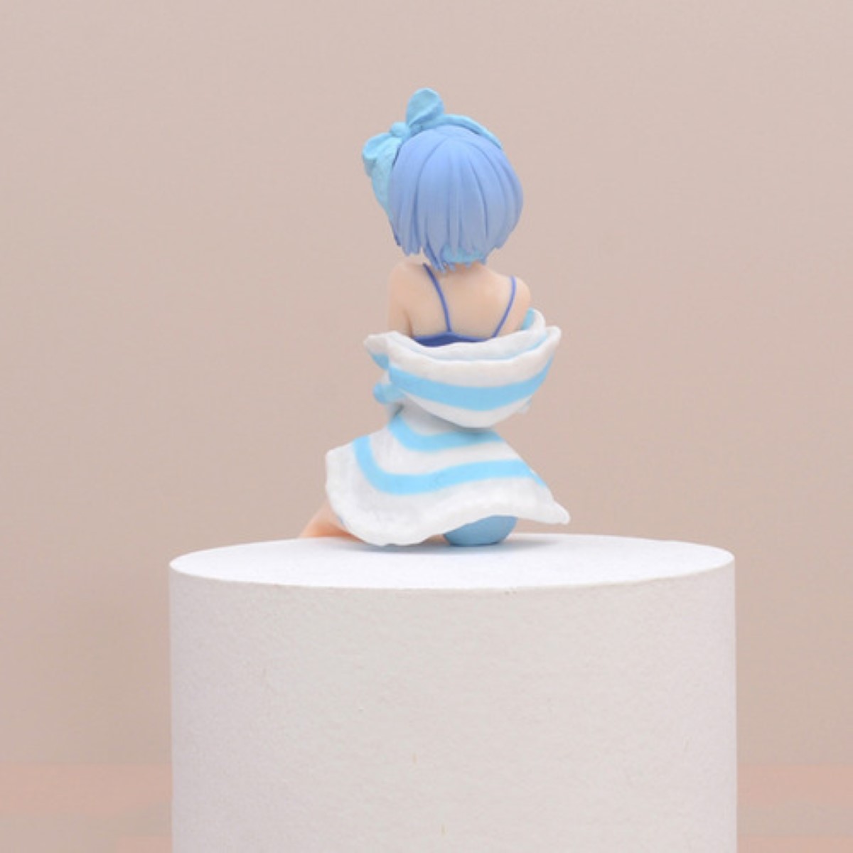 2 Figuras Rem Re Zero Ram Anime Juguetes Coleccion colores