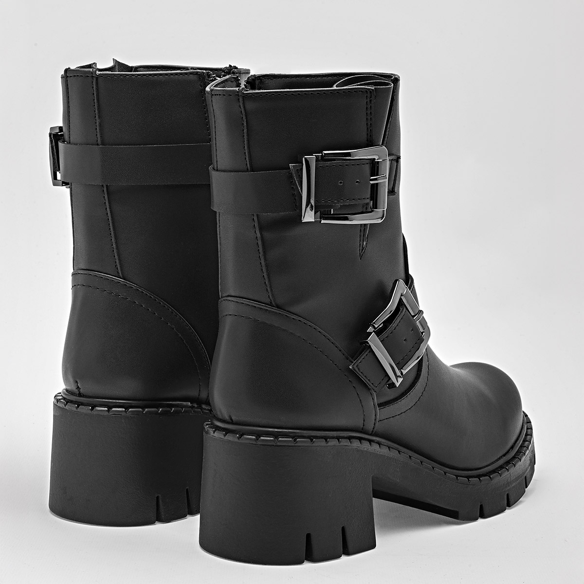 Kiut Botin Casual Mujer Tacon 6 cm Tubo 17 cm Color  Negro E9