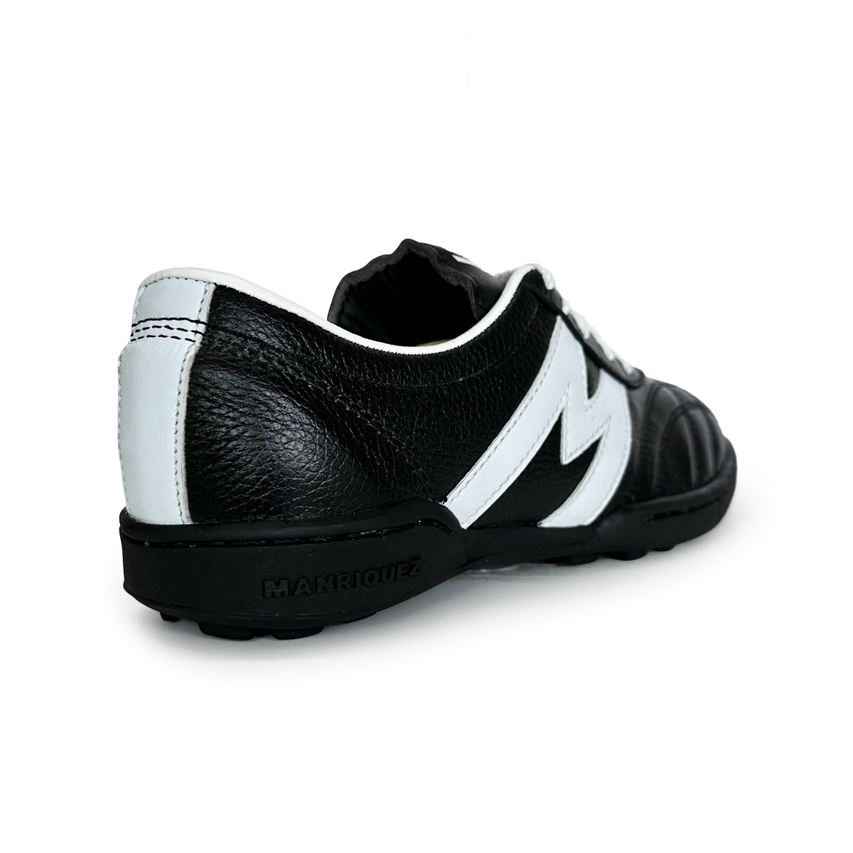 Manríquez Tenis de Fútbol Rápido Niño Negro Blanco