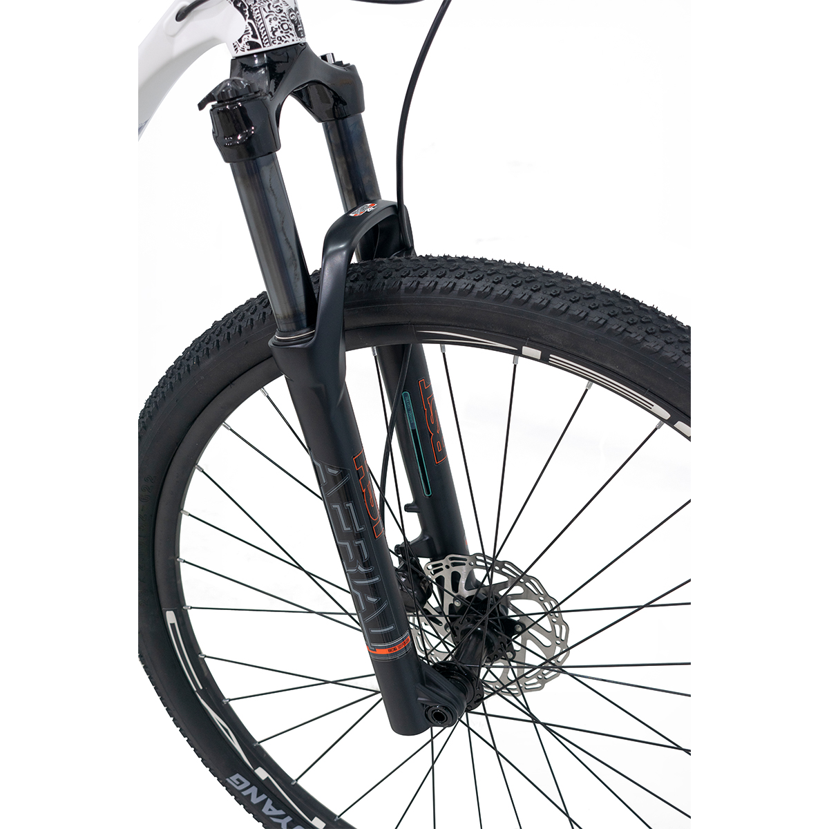 Bicicleta Belfort Alom Aerial R29 T17 Blanco Marino 2024