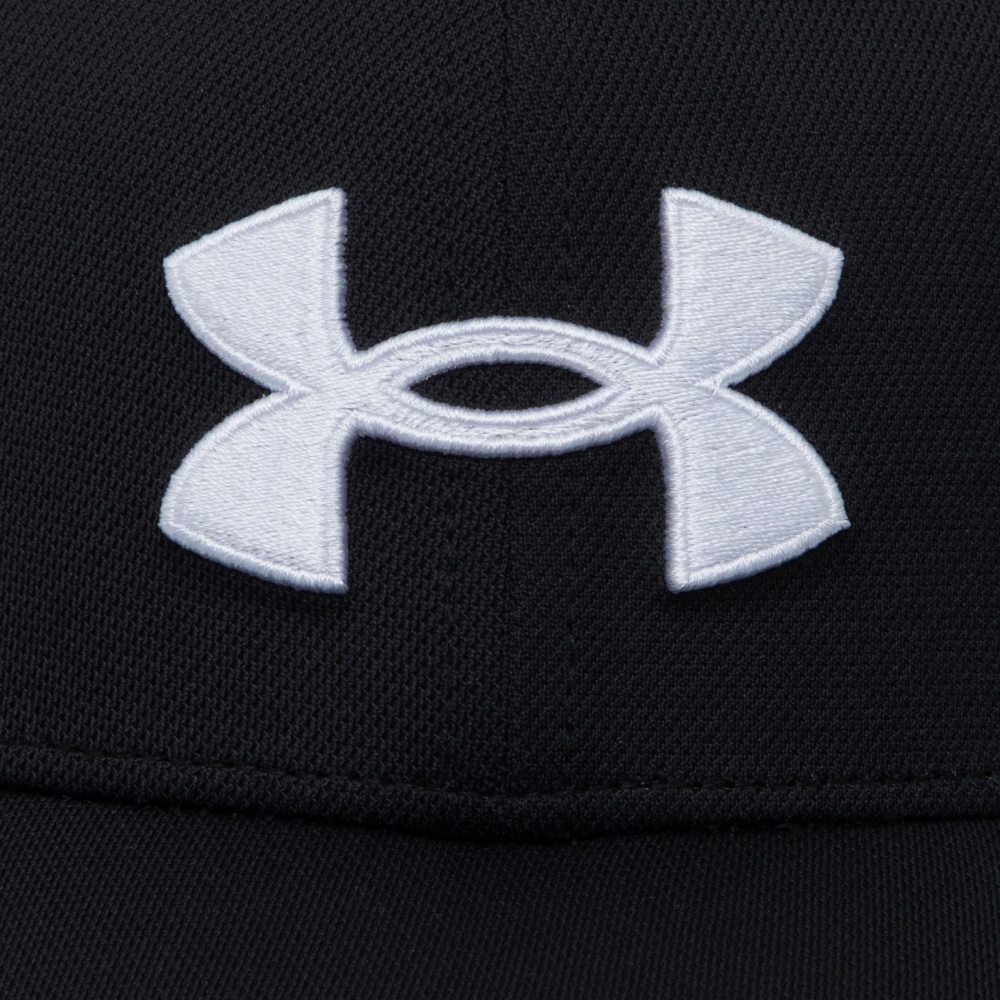 Gorra Under Armour Blitzing Adj Negro Unisex 1376701-001