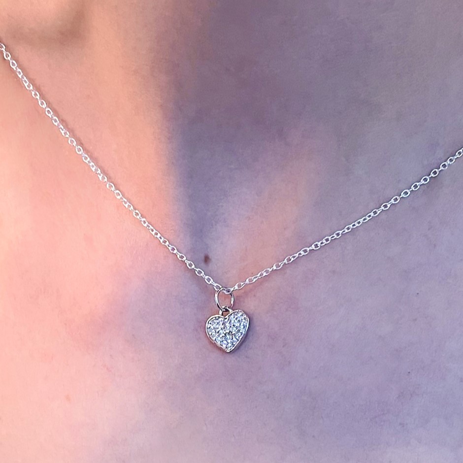 Dije Destellos corazón de plata con zirconias con cadena