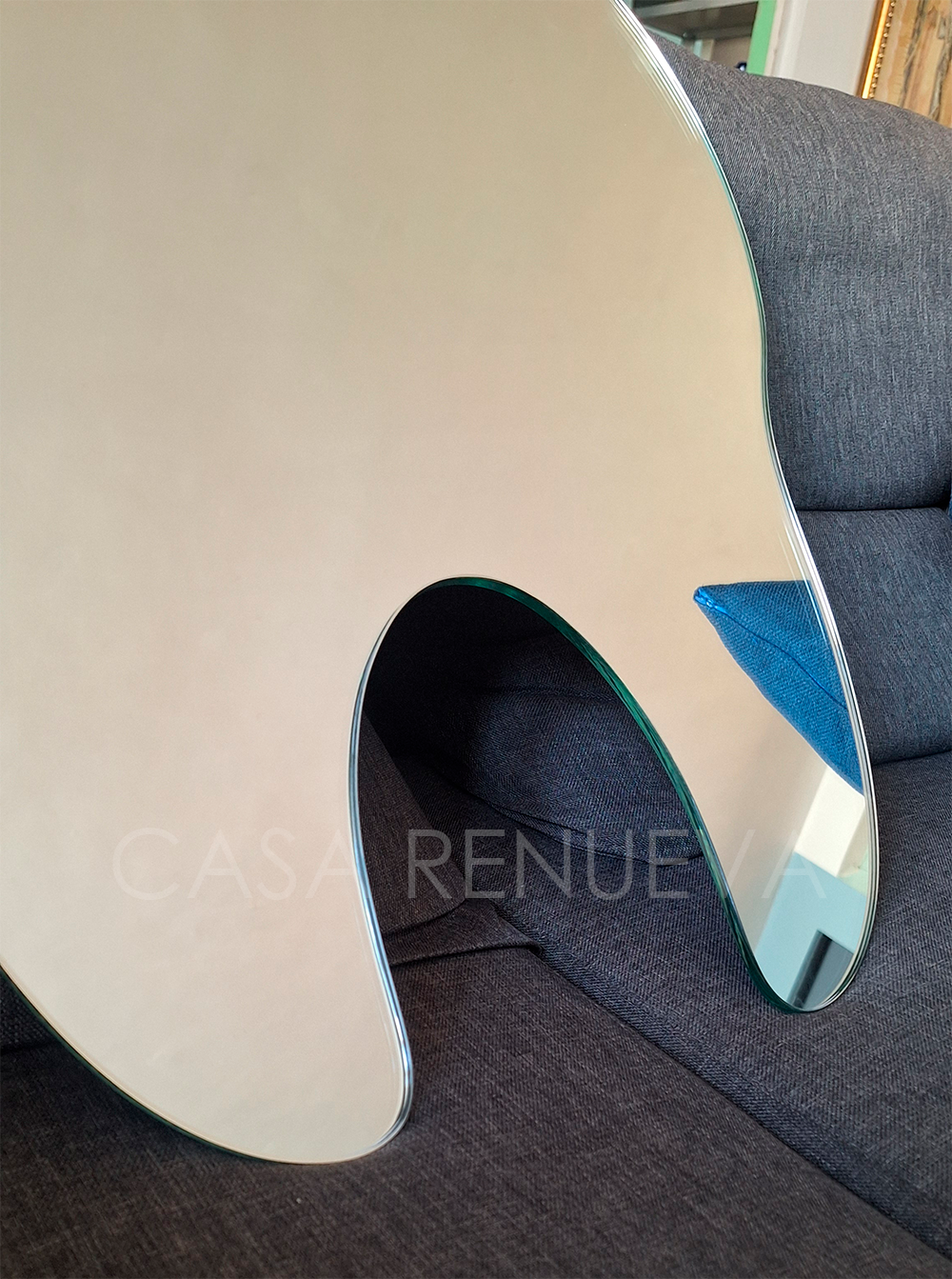Espejo en Forma de Muela 50x57cm Decorativo para Consultorio Dental .