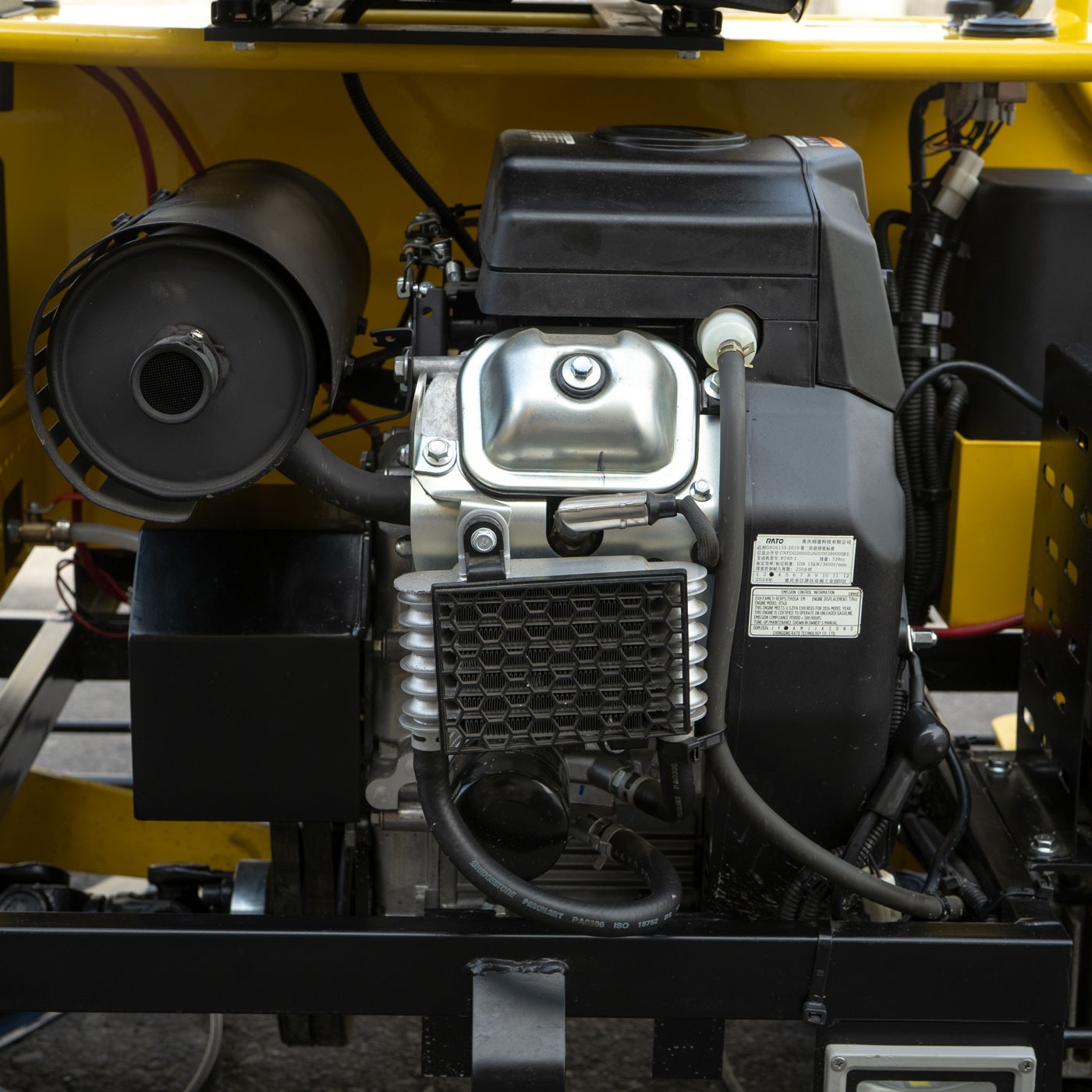Allanadora Doble Tdk Machinery 92 Cm X 2 C/Motor Gasolina 25 Hp - TDKA9200