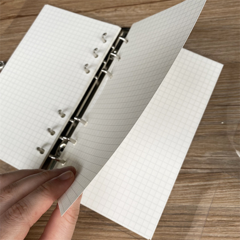 Libreta Cuaderno Carpeta Anime PIKA Cuadrícula Horizontal A6