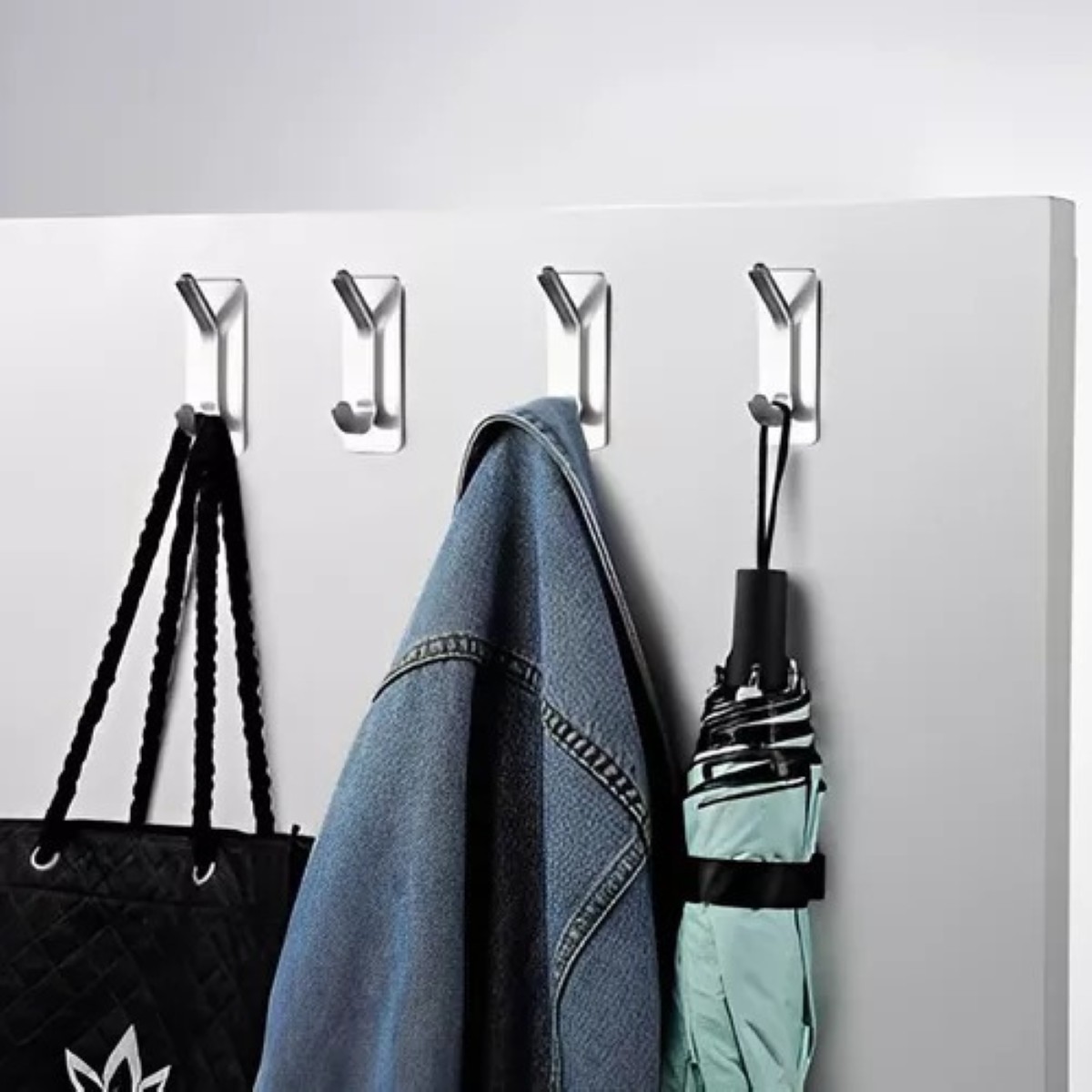Ganchos Toalleros Adhesivos De Pared Para Toalla Baño Cocina PLATA