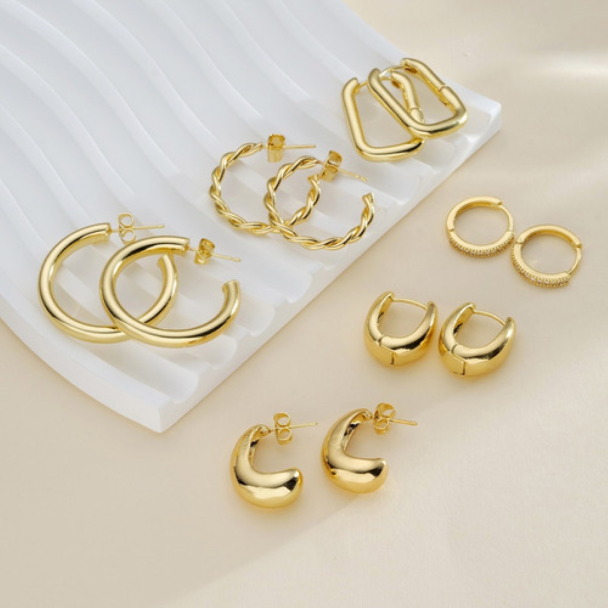 6 Pares Aretes De Oro 14k Mujer Arracadas Huggies Moda dorado
