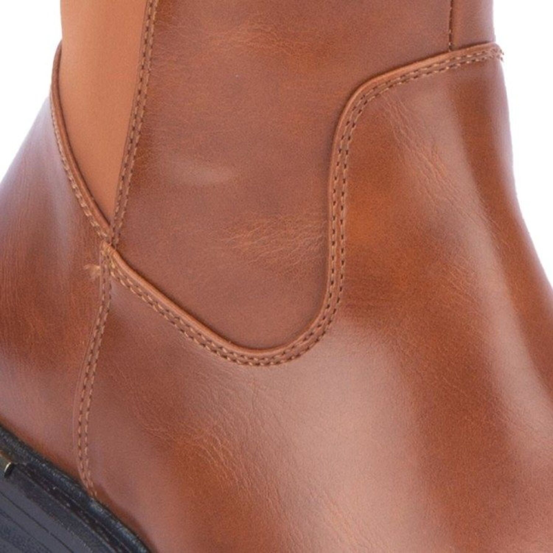 Botas para mujer, extra largas, stretch, tacón bajo y acabado atanado, marca Tierra Bendita, color cognac, mod. 1141232