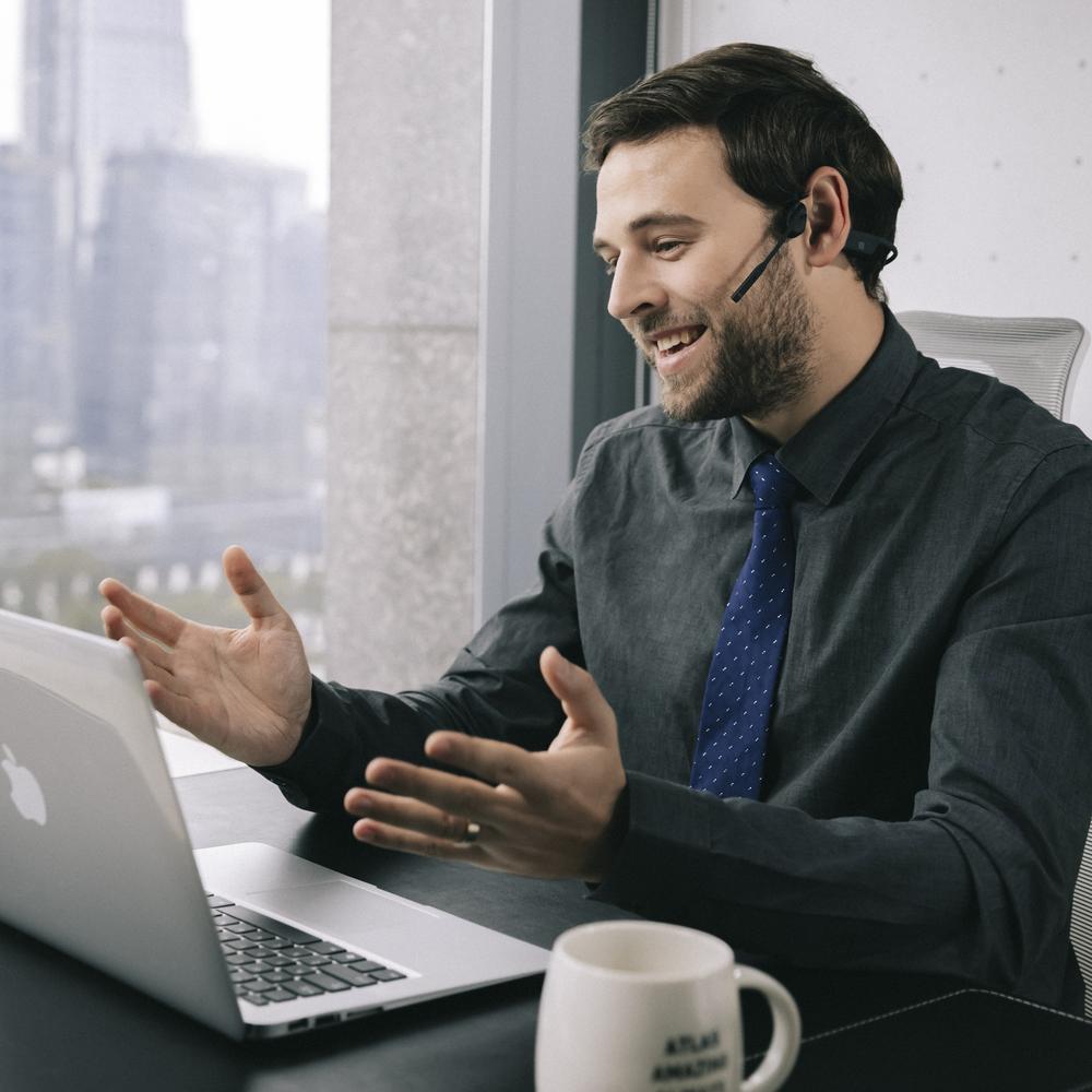 Audifonos Estereo Bluetooth Conduccion Ósea Negro Aftershokz